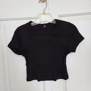 UNIQLO Women's Cropped Ribbed T-shirt